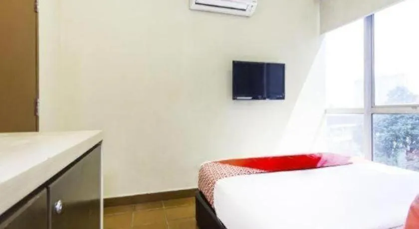 Oyo 90429 Hotel Narasindo Kuala Lumpur 2*,